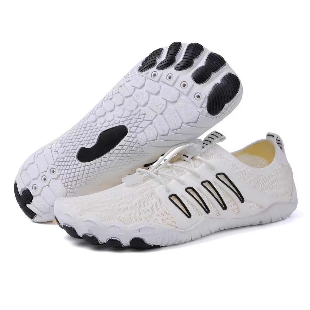 "Zwarte orthopedische barefoot schoenen voor dames, lichtgewicht en ademend, ideaal voor comfort en natuurlijke beweging."